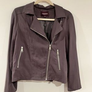 Great bomber jacket in very neutral dark taupe color.